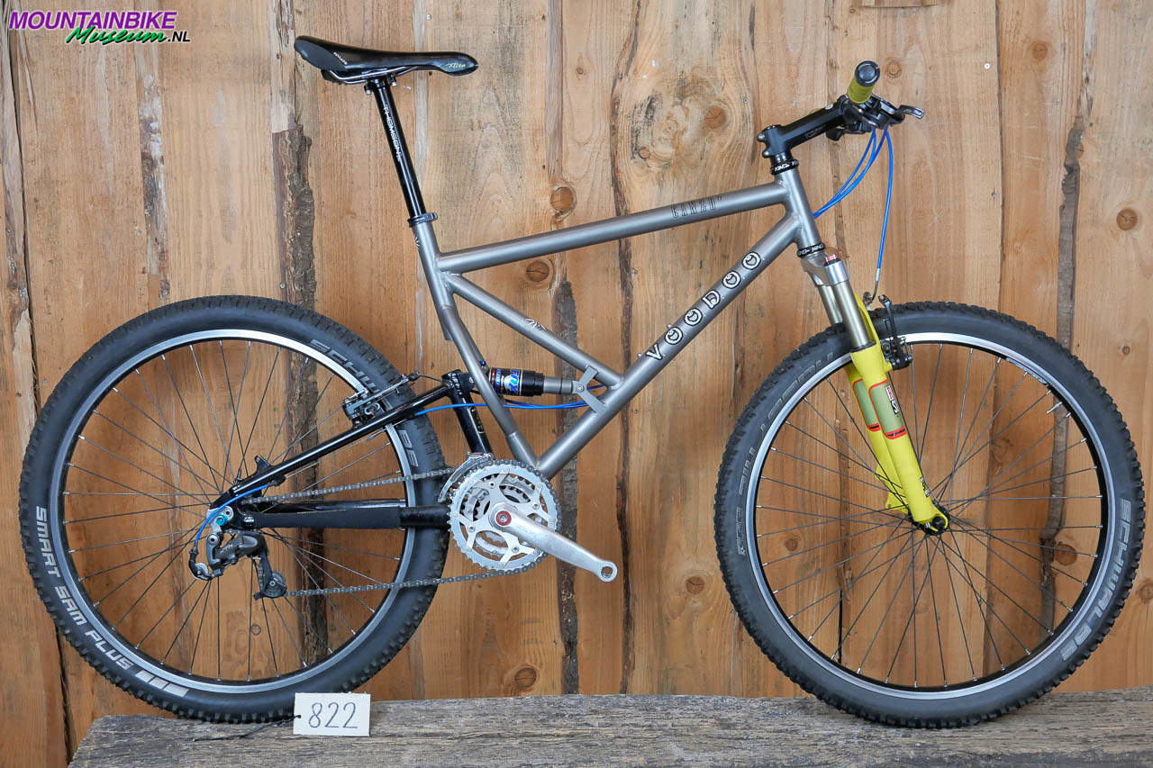 Voodoo Canzo TI | 822